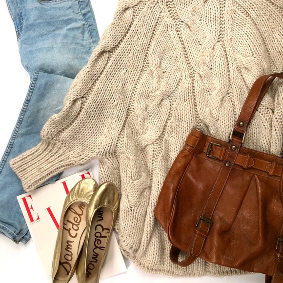 Zara cape sweater - Picture 2 of 5